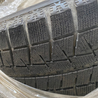 ブリヂストン　スタッドレスタイヤ　4本