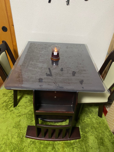 ダイニングテーブルいくらで買って頂けますか
