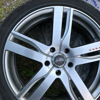 配送無料　旭川市内配送します　レイズ　ベルサス　レチェンテ　18インチ　215/45/R18 モデリスタ　ヴォクシー　スバル