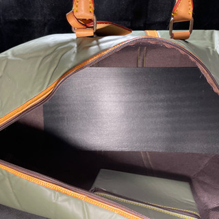 ボストンバッグ　ハンティングワールド(Hunting World)