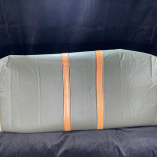 ボストンバッグ　ハンティングワールド(Hunting World)