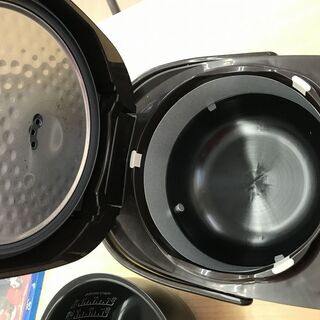 【引取限定】象印　５.５合炊飯器　NP-VZ10　中古美品【うるま市田場】