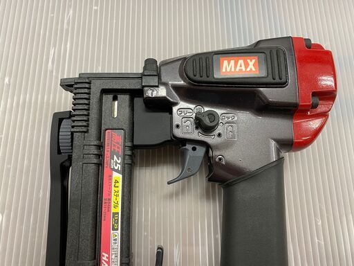 【未使用】MAX　マックス　HA-25/4J　25ｍｍ　高圧タッカ　釘打機　エアネイラ