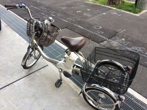 地域限定送料無料 パナソニック ビビライフ 三輪車 16AH チタン