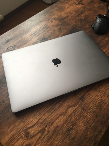 macbook pro 16インチ　i9