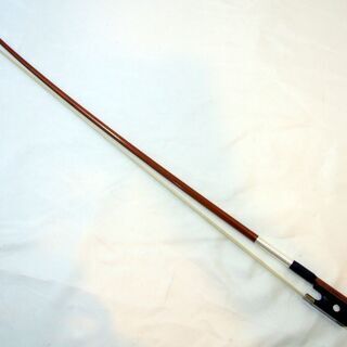 メンテ済み ドイツ製 カールヘフナー バイオリン 4/4 KARL HOFNER KH660 初期型 美品 虎杢 ケース K SUGITO弓 手渡し 試奏可能 全国発送対応 中古バイオリン 名古屋近郊 愛知県清須市より おすすめです。 管理（カ）8411