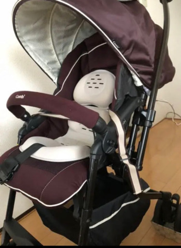 A型ベビーカー　コンビ　メチャカルハンディオート4キャス