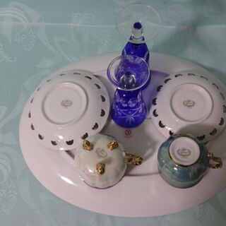 ★ 未使用品 大皿 ティーカップ ソーサー 切子ワイングラス セット ★