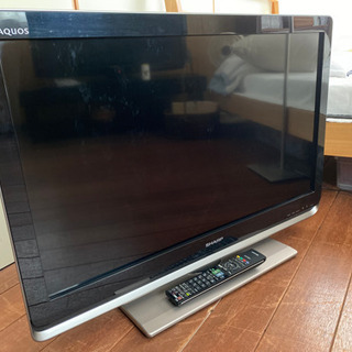 【SHARP】AQUOS 液晶カラーテレビ（32型、2010年製）