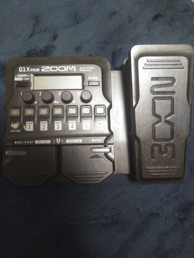 Zoom　G1X FOUR　コンパクトマルチエフェクター