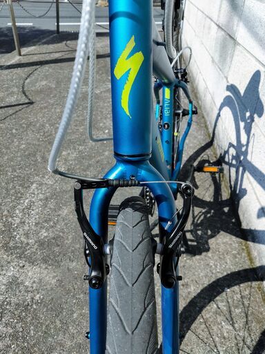 【中古・美品】スペシャライズド アリバイ クロスバイク  ノーパンクタイヤ 空気入れ不要 中古・美品】スペシャライズド アリバイ クロスバイク ノーパンク