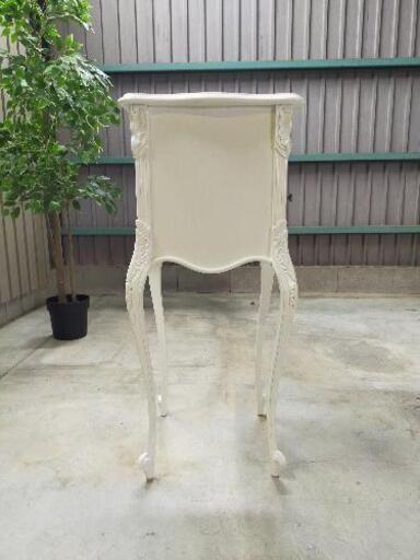 展示品】アンティークホワイトロココナイトテーブル（定価約5万円）