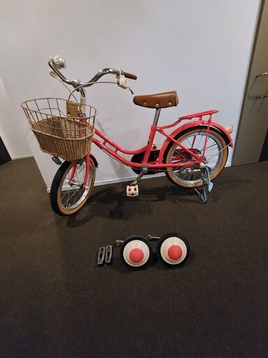 子供用自転車　１６インチ　ブリヂストン（補助輪あり）HACCHI