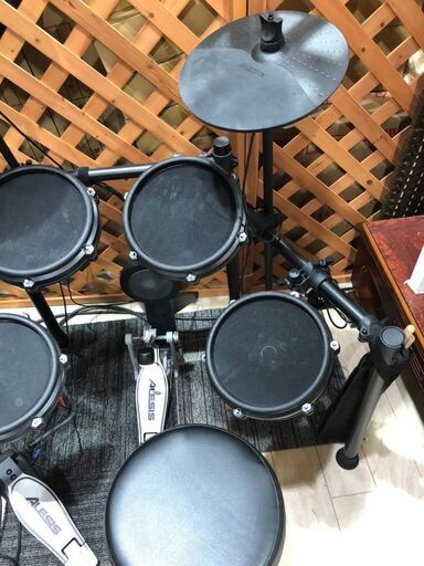 ALESIS 電子ドラム 椅子付き | procomm.ca