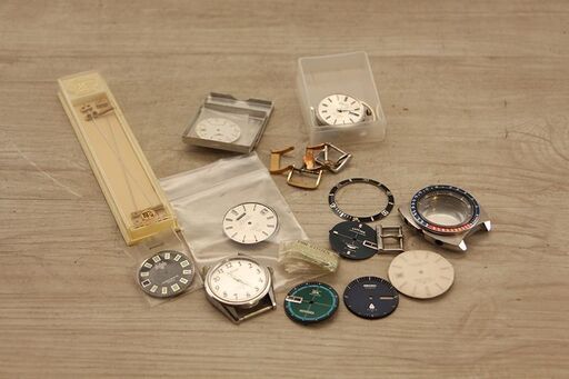 時計　部品　文字盤　まとめて　CITIZEN SEVEN STAR V2 SUPER AUTO DATERBELL SEIKO BELL MATIC (P1202anxY)