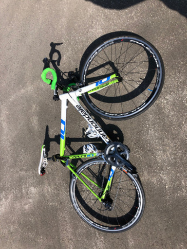 ☆(⭐︎再⭐︎値⭐︎下⭐︎げ⭐︎しました)☆☆ロードバイク欲しい方☆☆☆CANNONDALE CAAD10 2013年モデル