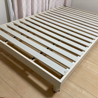 【セミダブル】木製ベッドフレーム(脚付き)