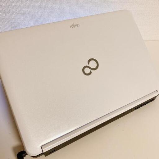 17番 FUJITSU Corei7 SSD250GB カメラ