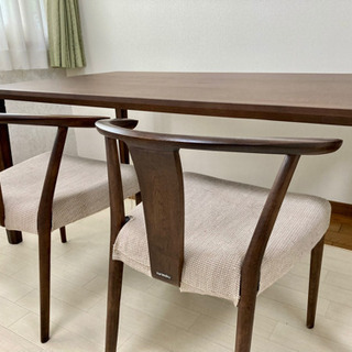 美品⭐︎カリモク正規品ダイニングテーブル＋チェア