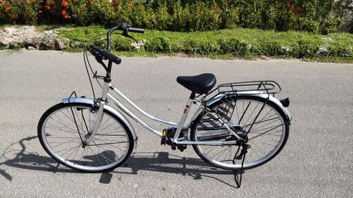 自転車　新古(値下げです)