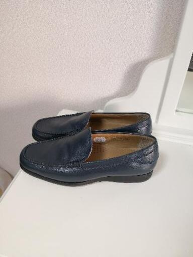 送料無料【新品】 mila schon ミラ・ショーン ローファー (ネイビー)