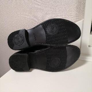 送料無料【新品】 mila schon ミラ・ショーン ローファー (ネイビー)