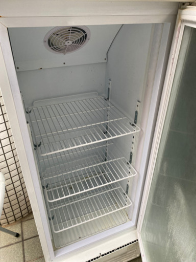 フロア専用ショーケース冷蔵庫