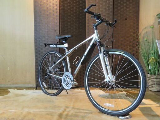 □GT NOMAD LTD ジーティー ノマド XS シルバー 24速 アルミフレーム