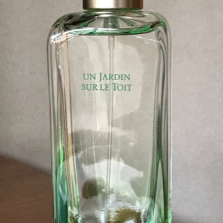 エルメス　香水　屋根の上の庭　100ml