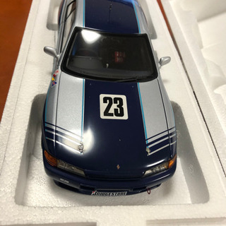 オートアート1/18ミニカー　スカイラインGTR