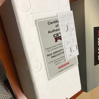 オートアート1/18ミニカー　スカイラインGTR