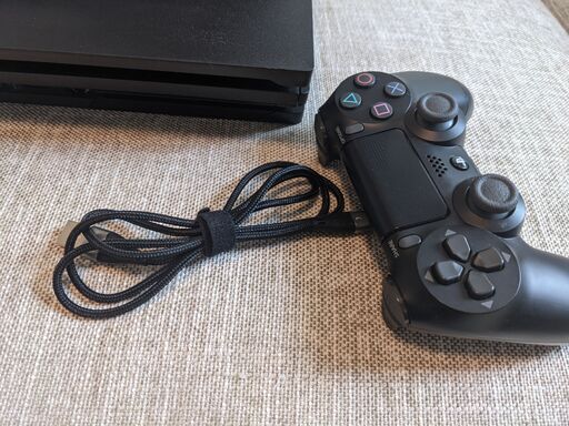 PlayStation 4 Pro 1TB ブラック