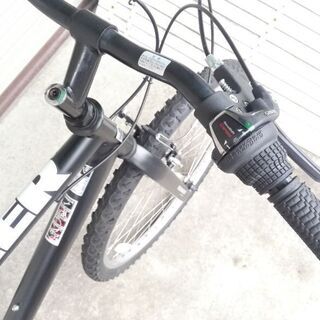 マウンテンバイク HAMMER ATB266-AE 6段変速 ブラックク 配送無料