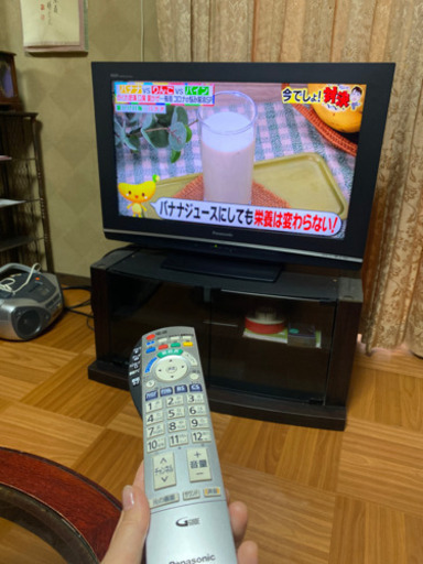 テレビ　Panasonic 2008年製　32型