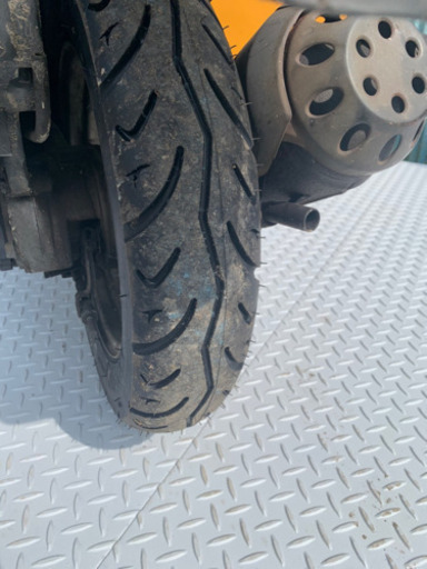 二級整備士の軽整備済み‼️ ライブディオ　後輪新品　配送可能　ボックス取り外し可能 二級整備士の軽整備済み‼️ ライブディオ 後輪新品 配送可能