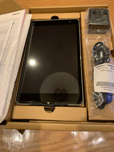 美品　使用頻度少　NEC ８インチ　WIN10/64GB