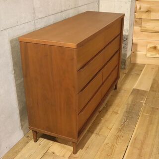 KEYUCA(ケユカ)で取り扱われていたビネン 4段ワイドチェストです