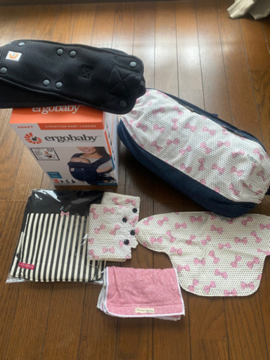 エルゴベビー　アダプト　クールエア　オマケ付き　紺色