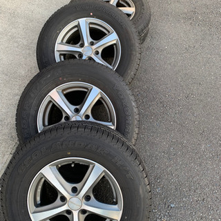 ヨコハマタイヤ 215/70R15 98H - 八戸市