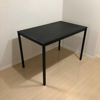 【ネット決済】ダイニングテーブルとイス2脚セット ブラック