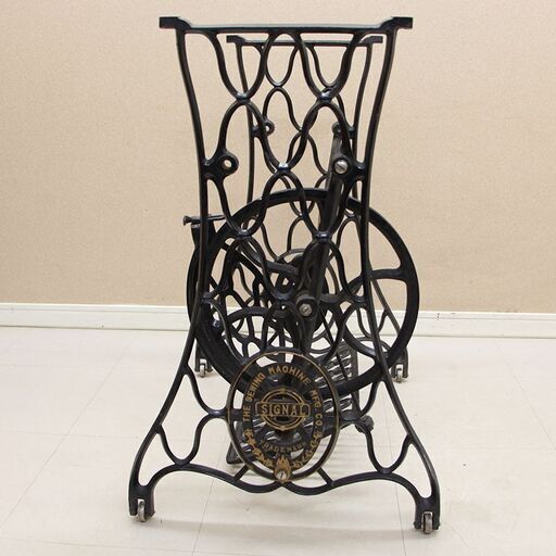 ＆激レア SPECIAL足踏みミシン ミシン脚 網目 古鉄 アンティーク 現状品 希少アンティーク レトロ SIGNAL シグナル 足踏みミシン脚 網脚