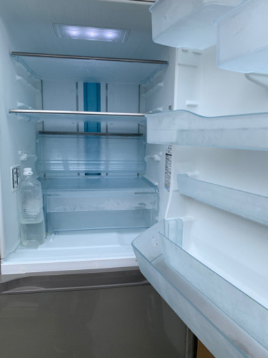 東芝の冷蔵庫ご入り用の方おられますか？