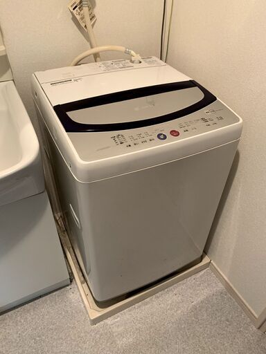 冷蔵庫(AQUA/AQR-141B)と洗濯機(SHARP/ESFG-70H)