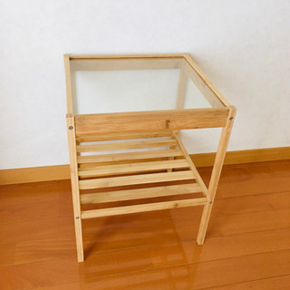 IKEA ベットサイドテーブル　竹製