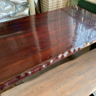 天然木カリン一枚板のテーブル