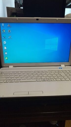 富士通製　15型ノートパソコン　美品　SSD換装　※再々値下げしました。売却済〆切 富士通製 15型ノートパソコン 美品 SSD換装 ※再々値下げしました。売却