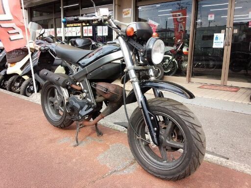 NO.3856　ストリートマジック５０Ｓ　２サイクルエンジン　オートマ車　セル付き　７．２馬力　ブラック　☆彡