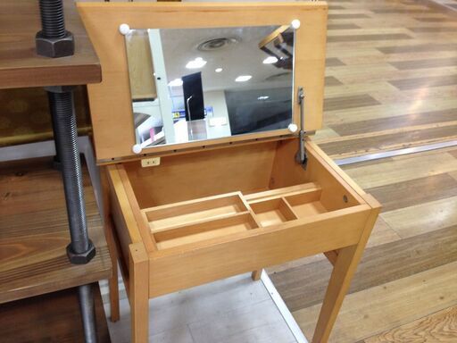 取りにこれる方限定！日進木工の１面ドレッサー！