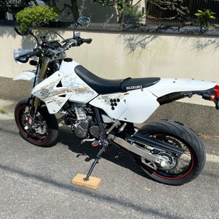 スズキDRZ400sm人気モタード夏は最高 スズキDRZ400sm人気モタード夏は最高