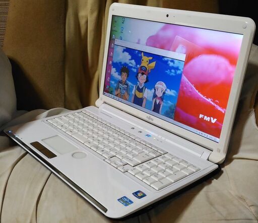 【きれい】Windows10 Core i3 富士通ノートパソコン ワイヤレスマウスプレゼント中 (15.6型 i3-2310M)